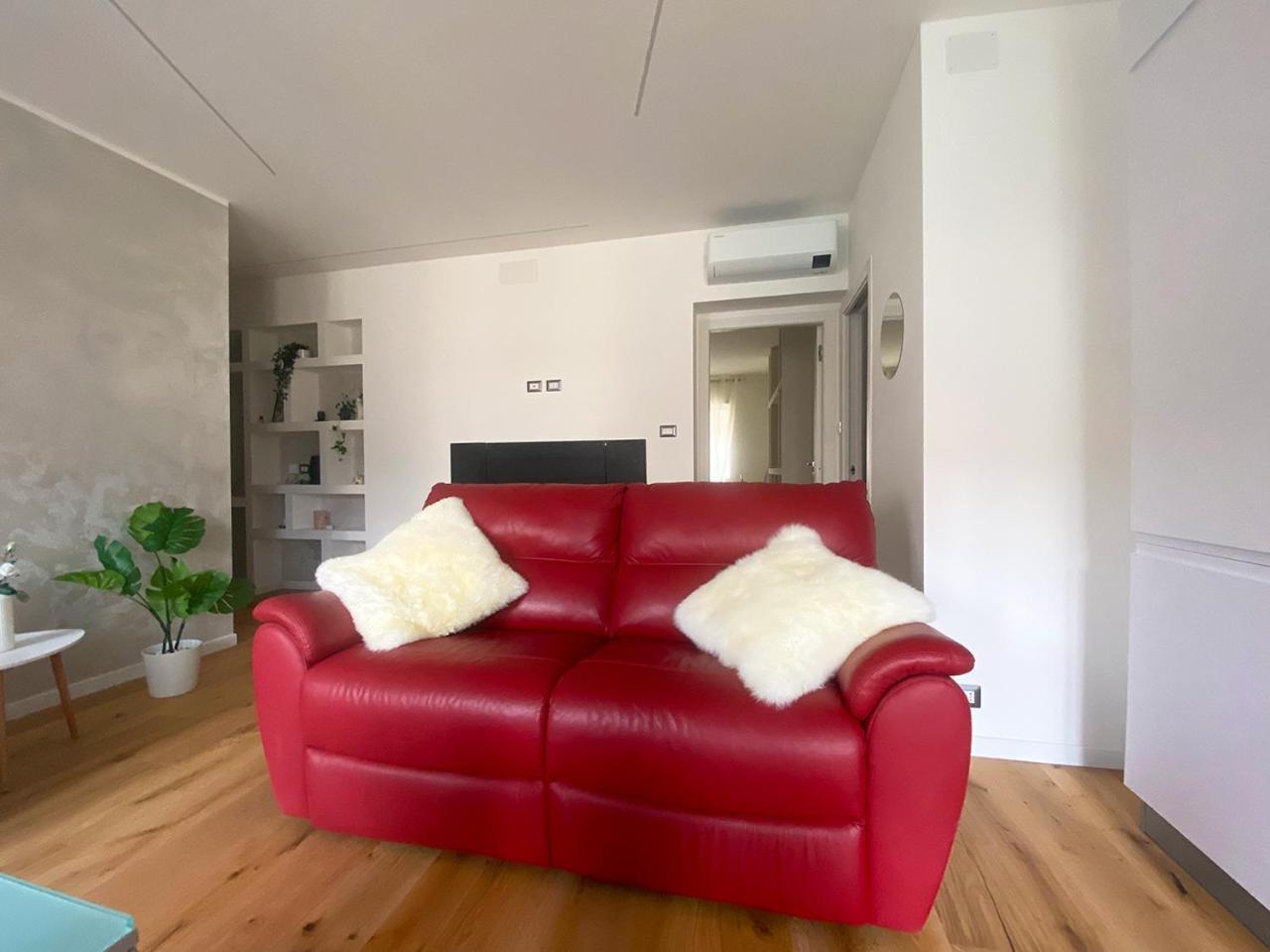 Blucavana, Casa Vacanze In Centro A Trieste Bagian luar foto
