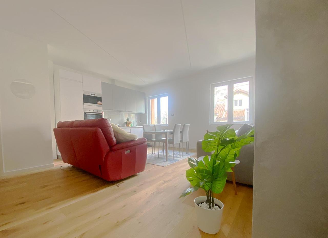 Blucavana, Casa Vacanze In Centro A Trieste Bagian luar foto