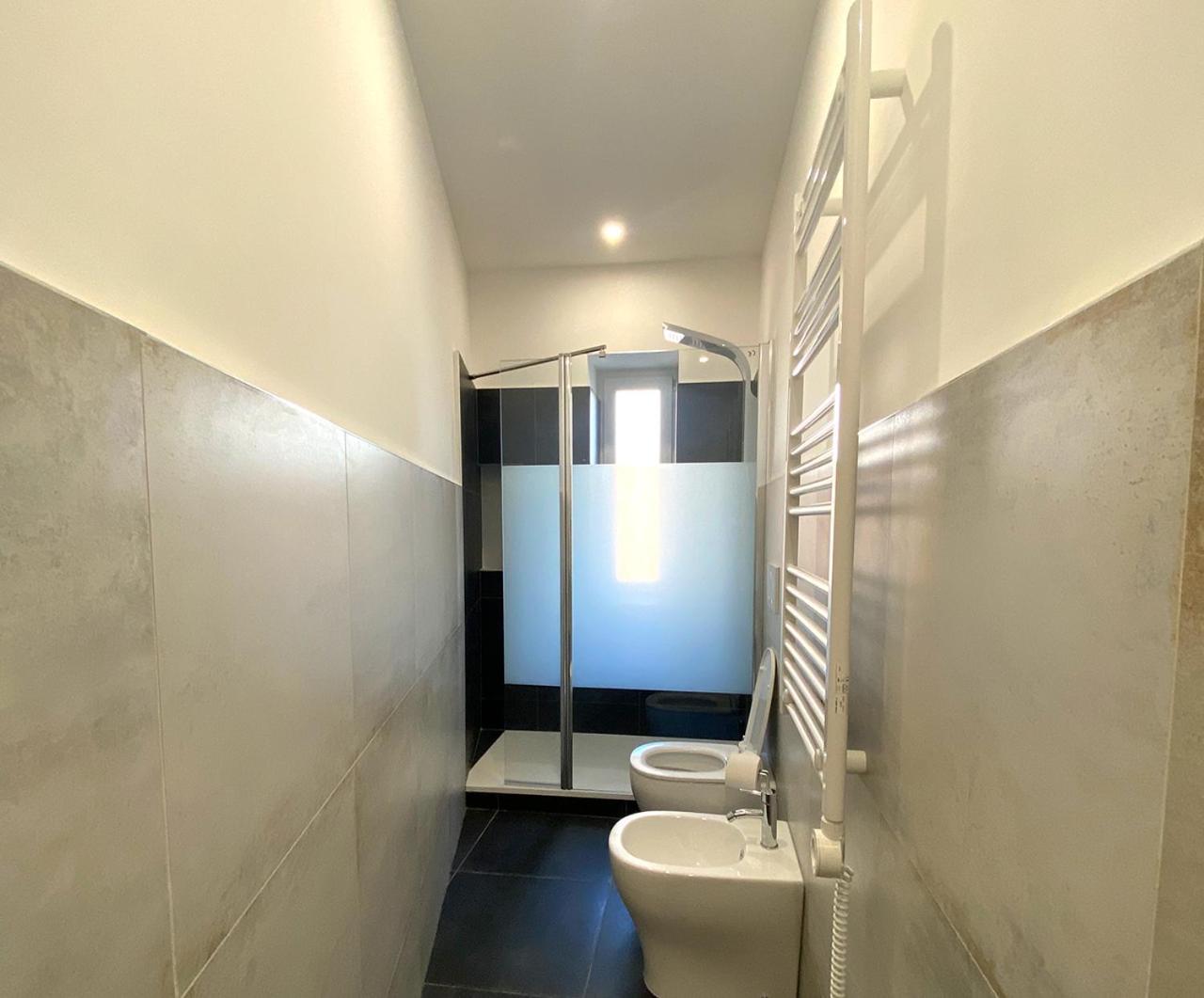 Blucavana, Casa Vacanze In Centro A Trieste Bagian luar foto