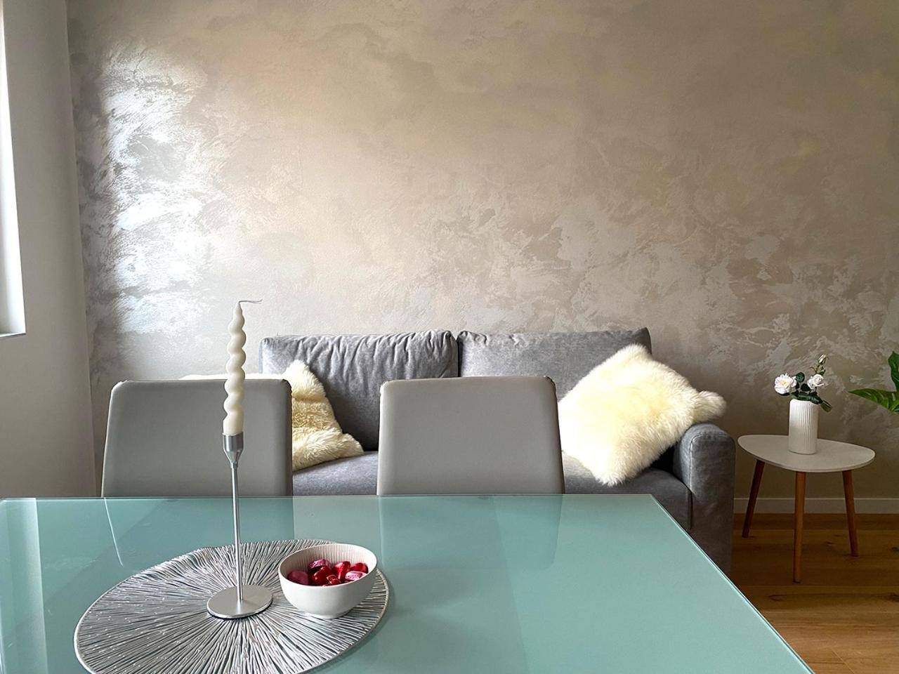 Blucavana, Casa Vacanze In Centro A Trieste Bagian luar foto